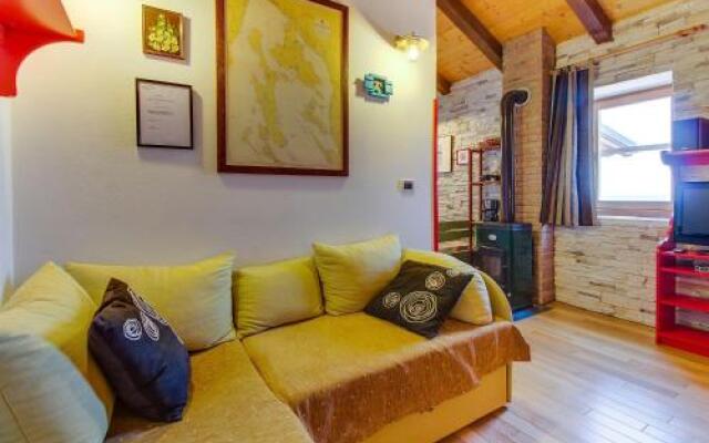 House Lumanera - Merascica