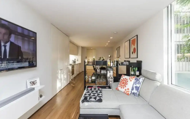 Two Storey Lux Apartment Near CBD