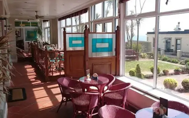 Tarvic2 Hotel