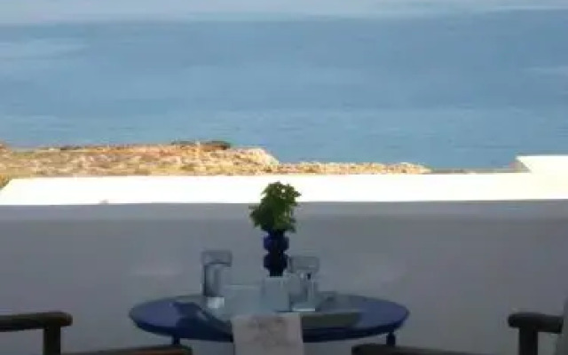 Vavanos Studios