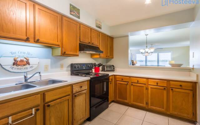 Sea Oats Condos by Hosteeva