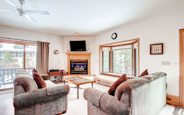 Mountaineer #M-1 - Ski-In/Ski-Out - Private Outdoor Hot Tub