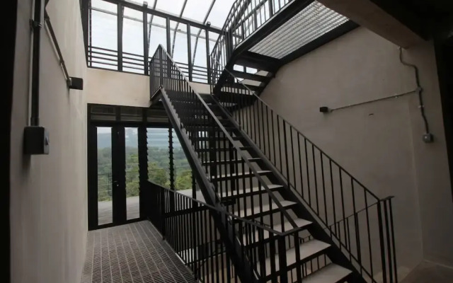 Anani Villa