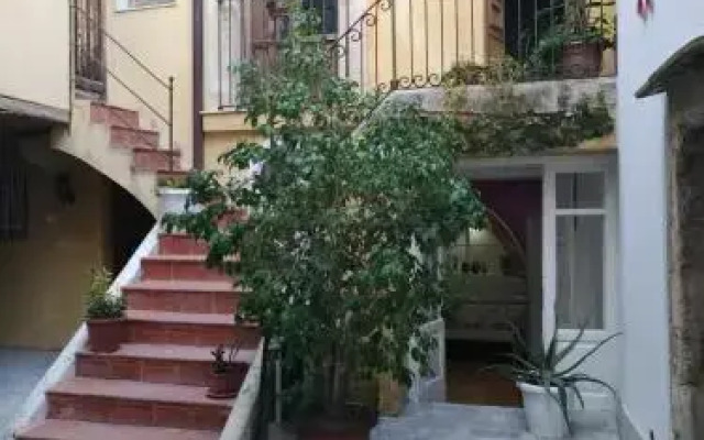 Casa by Duomo di Ortigia