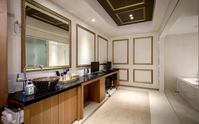 Gimpo Arisu Hotel