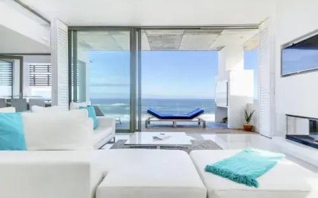 15 Views Penthouse