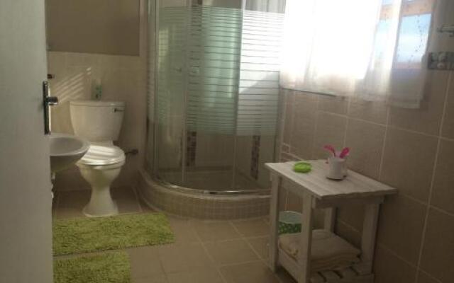 Tirzah's B&B and Self Catering