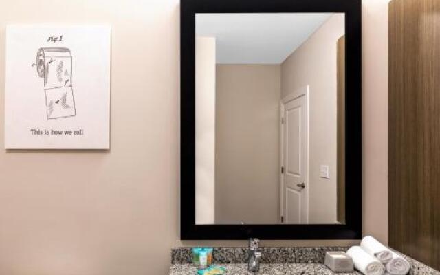 Stay Alfred on Morehead