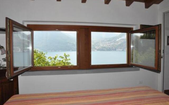 IseoLakeRental - La Stallina - Monte Isola