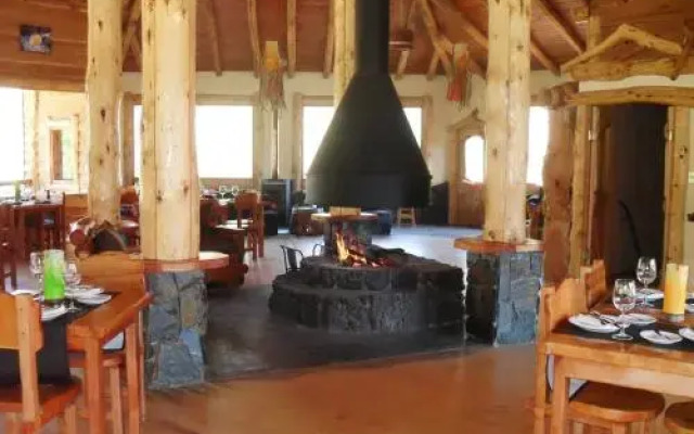 Peumayen Lodge & Termas