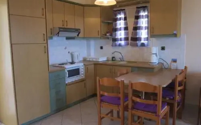 Stelios Apartments