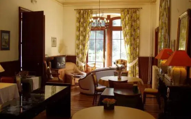 Hôtel Castel de la Pique