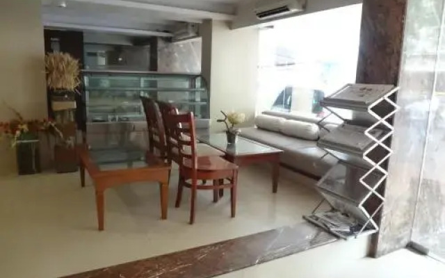 Hotel Samrat
