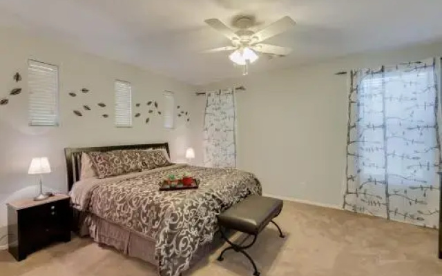 Wallner - 3 Br home by RedAwning