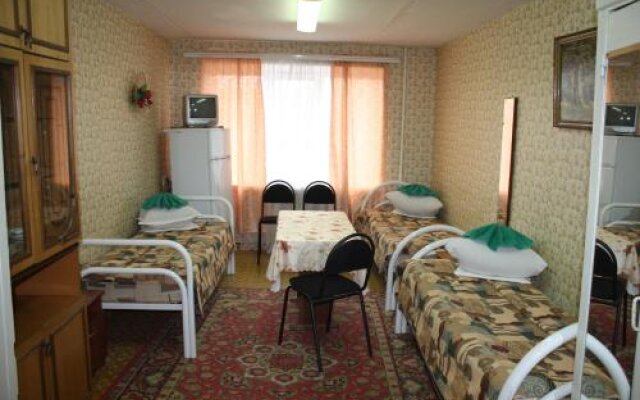 Hotel Akademicheskaya