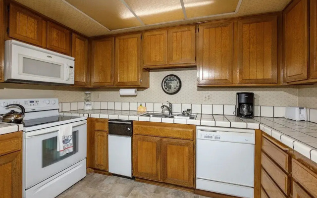 South Sierra Condominium #12416
