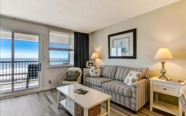 Coral Sands Beautiful Condominium by RedAwning