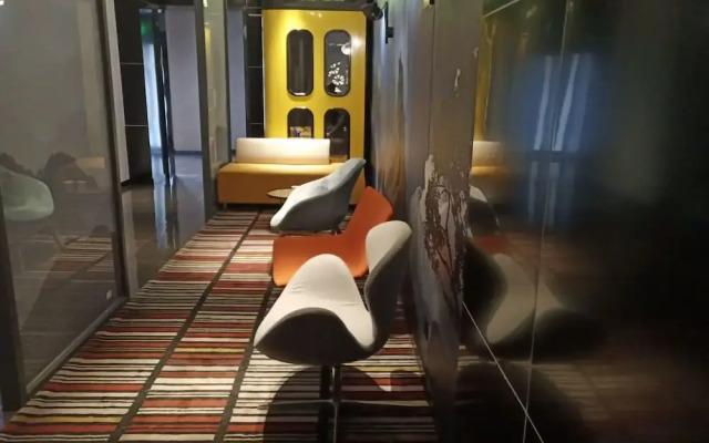 Sushi Light Luxury Hotel