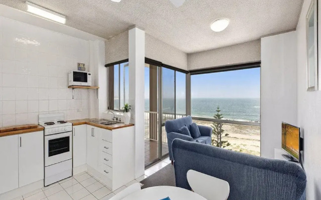 Dolphin Court - Unit 15