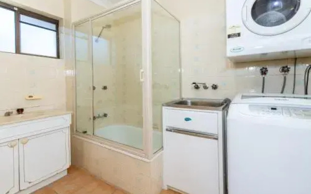 Fantastic Views from this top floor unit!