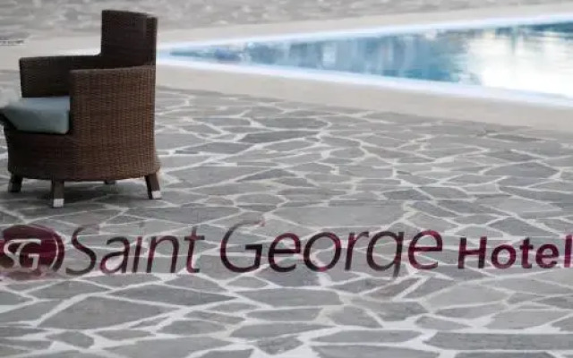 Saint George Hotel & Rooms