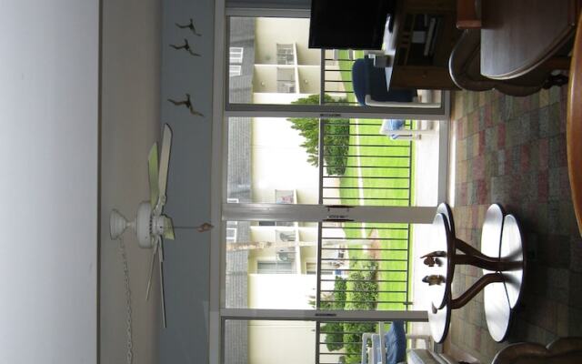 Salty Hippo - 2Br Condo