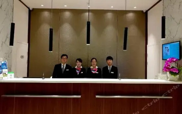 锦江之星品尚(西宁火车站新千国际广场店)