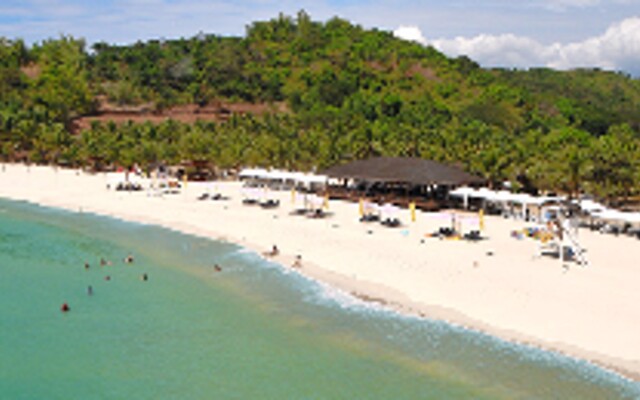 Camaya Coast Hotel