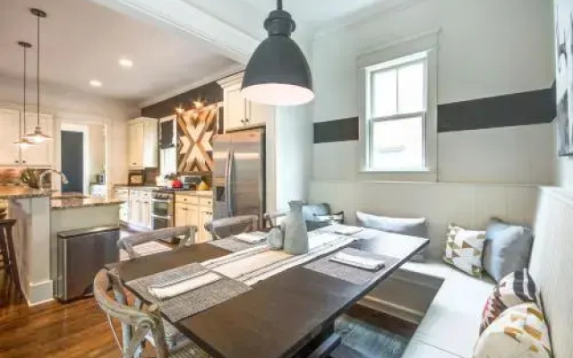 3Br High End 12South Home by RedAwning