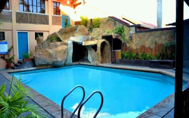 Rockpoint Hotspring Resort-Hotel & Spa