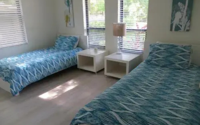 Pool home - 4212 1st Ave W