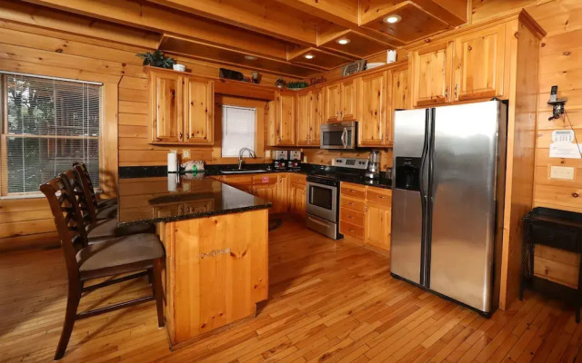 Poolish Behavior 7 Br cabin by RedAwning