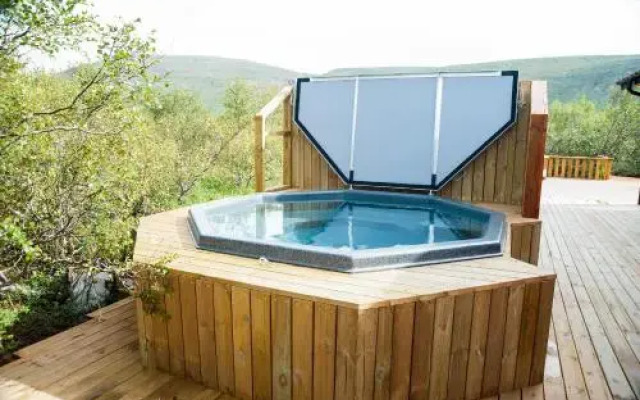Harpa Holiday Home