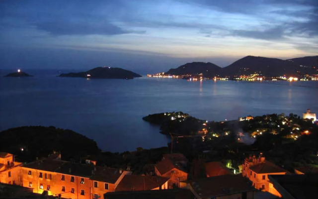 Case Vacanze Lerici - Collina