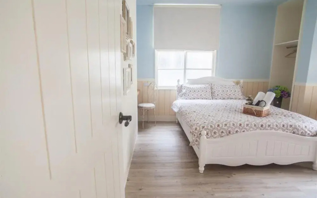 Yimisunlight B&B
