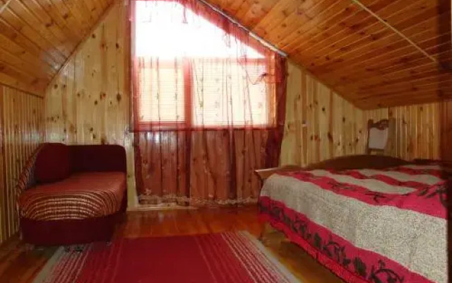 Vyshenka Guest House