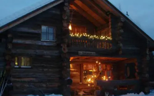 Ylläshilla Cottage