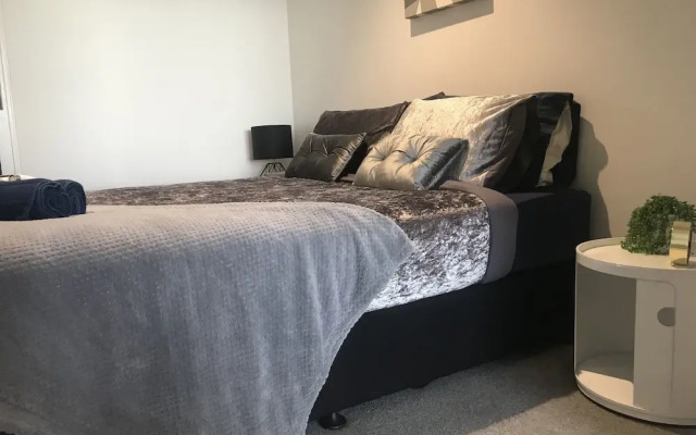 Upper House Suites