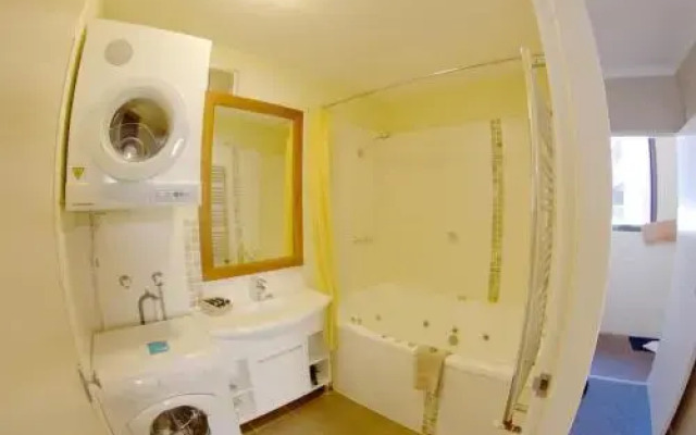 Snow Ski Apartments 26