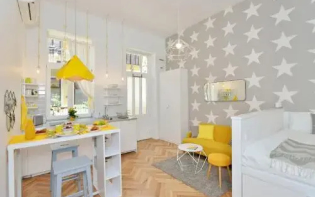 Piano Flat