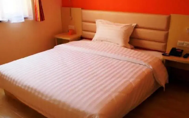 Yadu Preferred Hotel (Rizhao Suning Plaza)