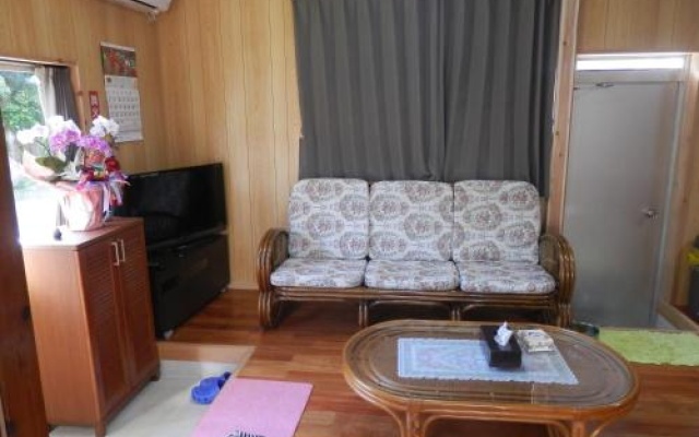 Yadoya Ohana – Guest Rooms – Motobu