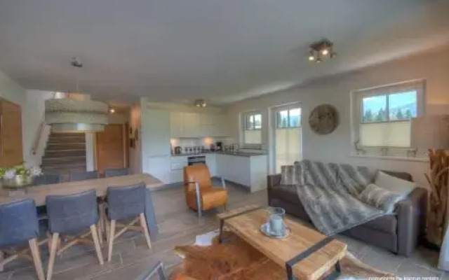 Deer & Dear Luxury Chalet