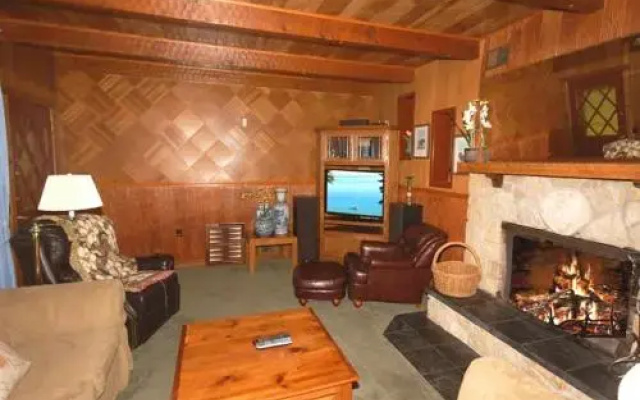 Lakeview Avenue Holiday home