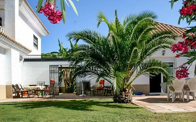 House With one Bedroom in Huelva, Nuevo Portil, With Shared Pool, Enclosed Garden and Wifi Near the Beach