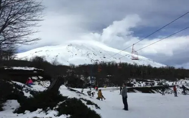 Camino Al Volcan AV