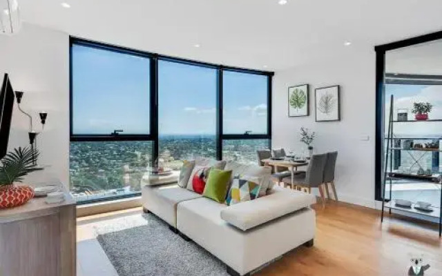 Designer Home With View 2 Bed In Box Hill Vbh850