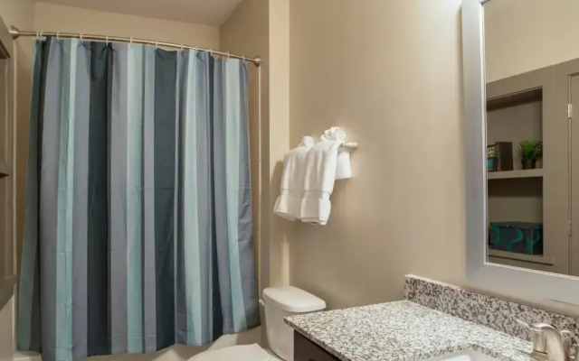 Uptown's Finest 1BR Apt Near Ballpark