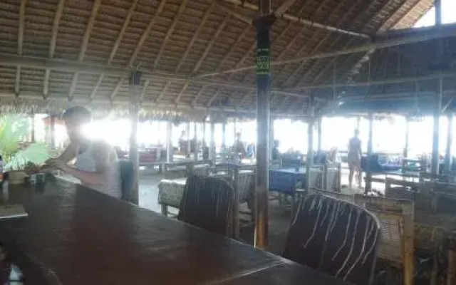Ozi Matahari Bungalow