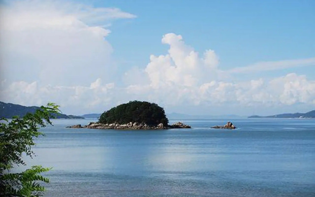 Seongmodorainbow Pension